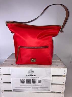 DOONEY & BOURKE LARGERED NYLON BROWN LEATHER SHOULDER BAG